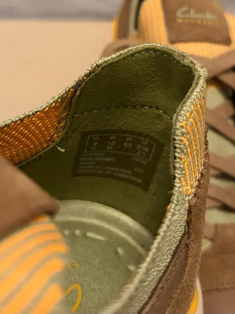 Clarks Men’s Tan/Brown Suede Casual Sneakers with Yellow Highlights